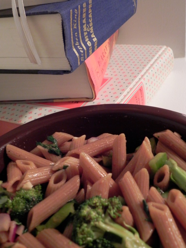 Sweet Asian Pasta Salad - a fresh 'n flavorful pasta salad that I adore