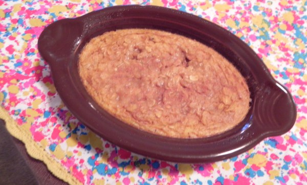 Pumpkin Pie Baked Oatmeal | thepajamachef.com