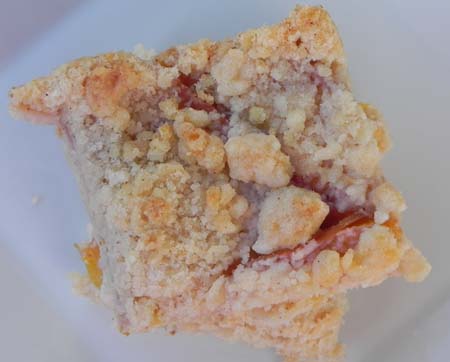 Peach Shortbread Bars - simple, fruity, satisfying | thepajamachef.com