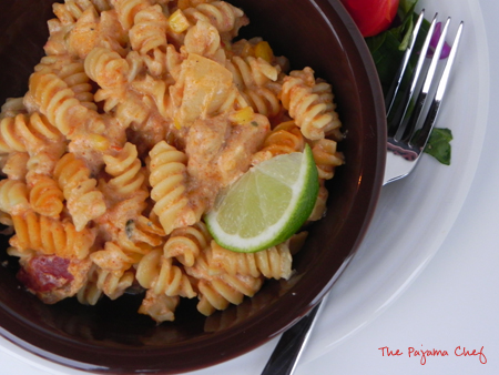 My kind of comfort food. Spicy chicken and an easy, creamy alfredo sauce tossed with tender noodles, salsa, and corn. What’s not to love? Plus, it was easy to mix everything up in a big skillet on the stove and pour into a casserole dish for baking. #sogood