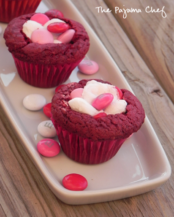 Red Velvet Marshmallow Bites | The Pajama Chef