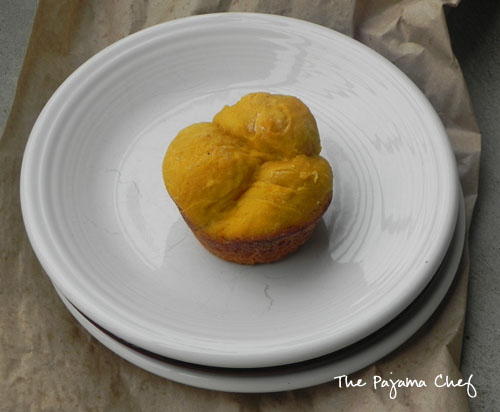 Pumpkin Cloverleaf Rolls | thepajamachef.com