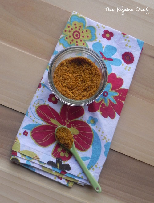 Coconut Curry Popcorn | thepajamachef.com