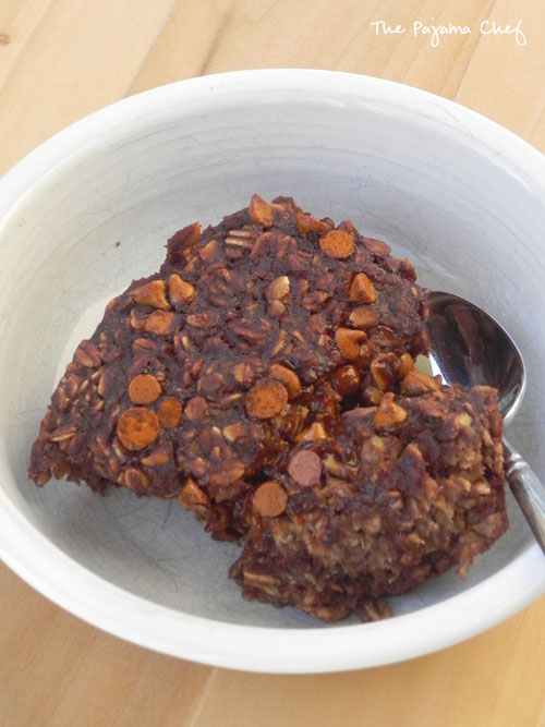 Chocolate Baked Oatmeal | thepajamachef.com