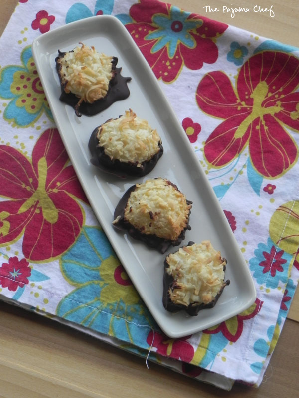 Dark Chocolate Double Coconut Macaroons | thepajamachef.com