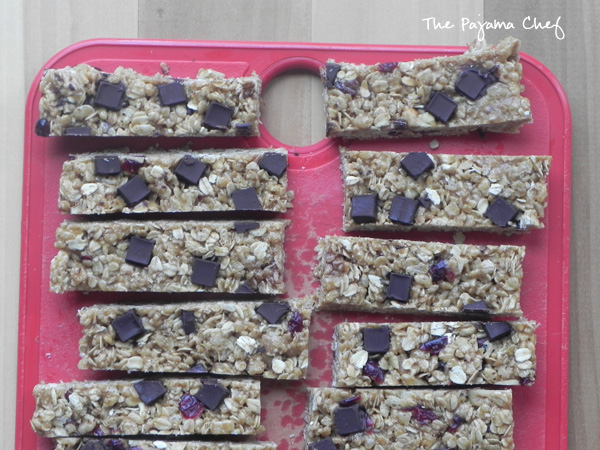 Chewy Coconut Oil Granola Bars | thepajamachef.com