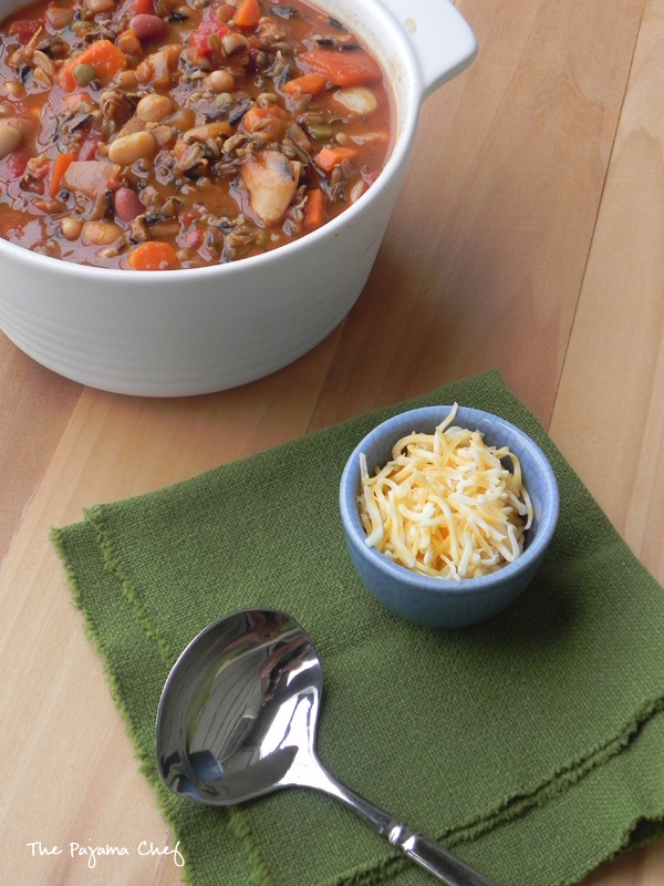 Vegetarian Pumpkin Chili | thepajamachef.com #10DaysofTailgate