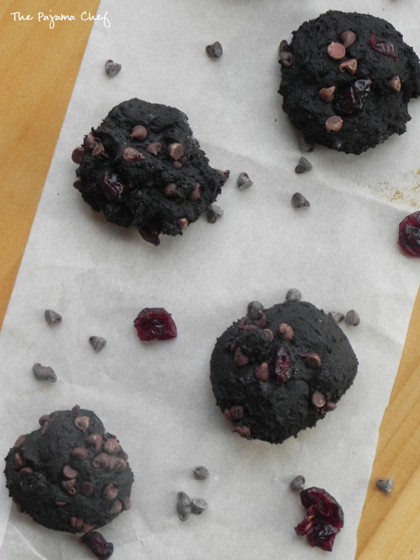 Dark Chocolate Greek Yogurt Cookies | thepajamachef.com