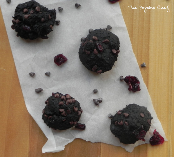 Dark Chocolate Greek Yogurt Cookies | thepajamachef.com