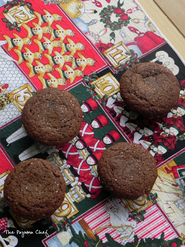 Gingerbread Muffins | thepajamachef.com 