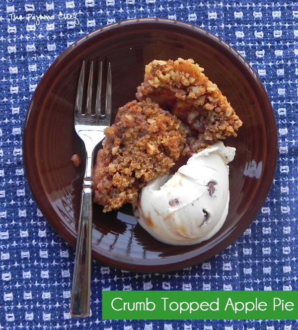#TripleSBites Crumb Top Apple Pie | thepajamachef.com