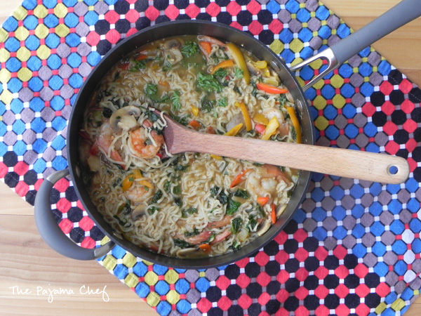 Sesame Ginger Shrimp Ramen Noodles | thepajamachef.com #MysteryDish #HealthySolutionsBloggerRecipeChallenge