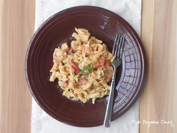 Chicken Mozzarella Pasta with Sundried Tomatoes| a creamy, flavorful weeknight pasta dish that's fancy enough for company! Find the recipe on thepajamachef.com