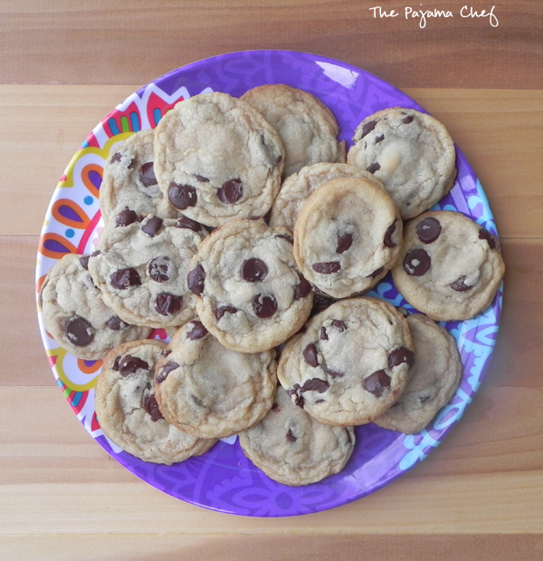 These soft and chewy coconut oil chocolate chip cookies are absolutely wonderful! My new favorite! :) Find the #recipe on thepajamachef.com