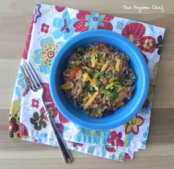 Spicy Ranch Chicken Rice Skillet: In 30 minutes you can have a deliciously wonderful dinner on the table! Take your go to easy dinner components--rice, chicken, and veggies--then toss them in a [slightly spicy] ranch sauce... and sit back and enjoy! 