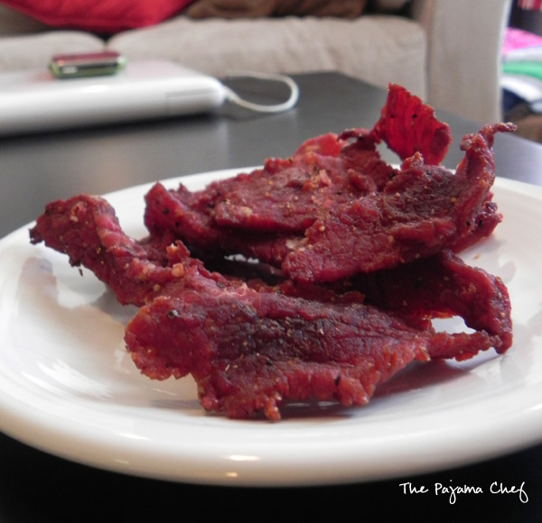 Homemade Beef Jerky... easy, tasty, & delicious! #bookclubcookbookCC