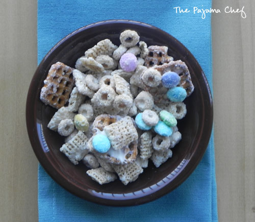 Lots of delicious meal ideas on thepajamachef.com for this week's eats like this White Chocolate Snack Mix