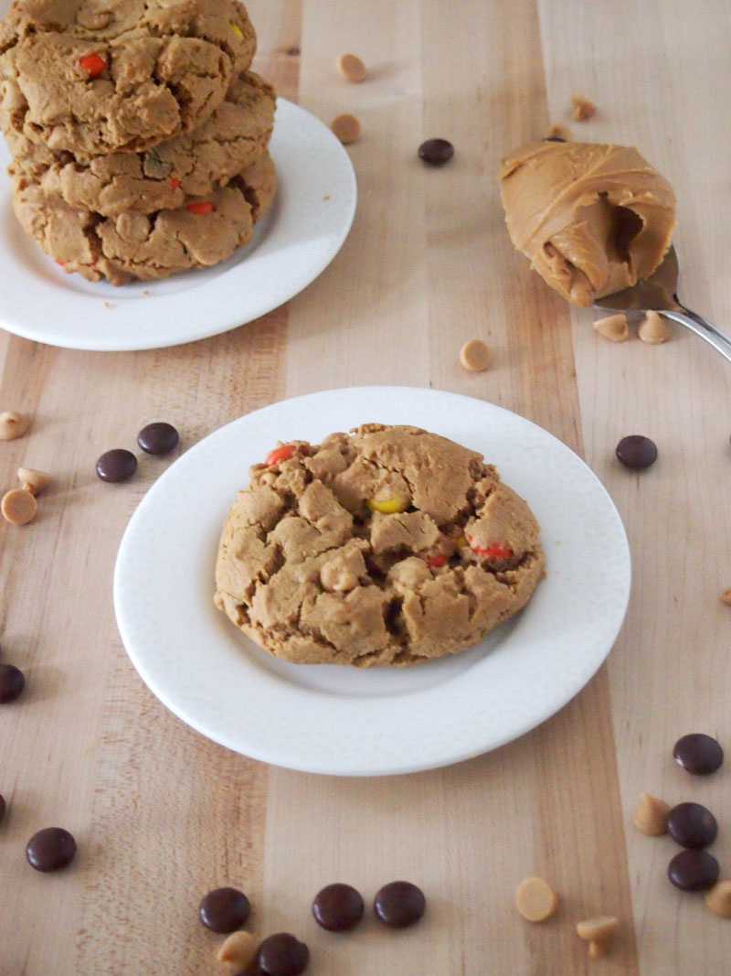 Flourless Triple Peanut Butter Cookies - Pies and Plots