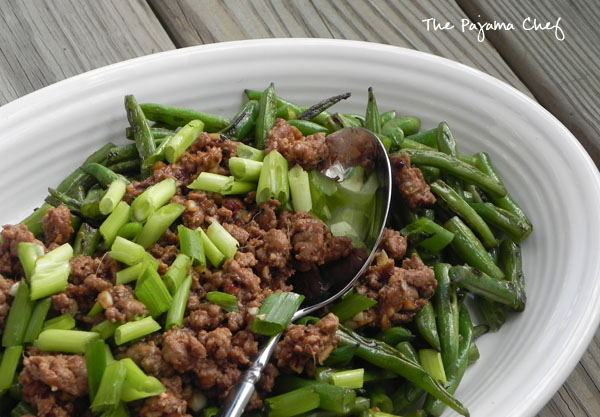 Szechuan Green Beans - a fantastic, flavorful weeknight stir fry via thepajamachef.com