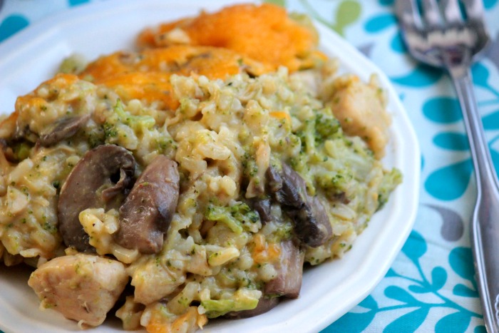 Weekly Meal Plan - lots of great eats for the week ahead via thepajamachef.com and other great bloggers!