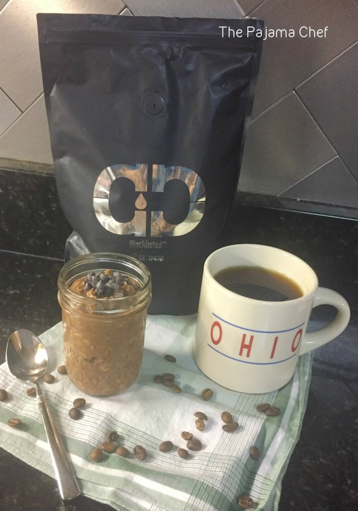 Dress up your oatmeal to taste just like your favorite fall mocha... and add some extra caffeine too, because we all need more of that, right? Or is it just me? Ha. Thank you to Caveman Coffee Co. for providing the product used in this recipe! All opinions are my own. #sponsored