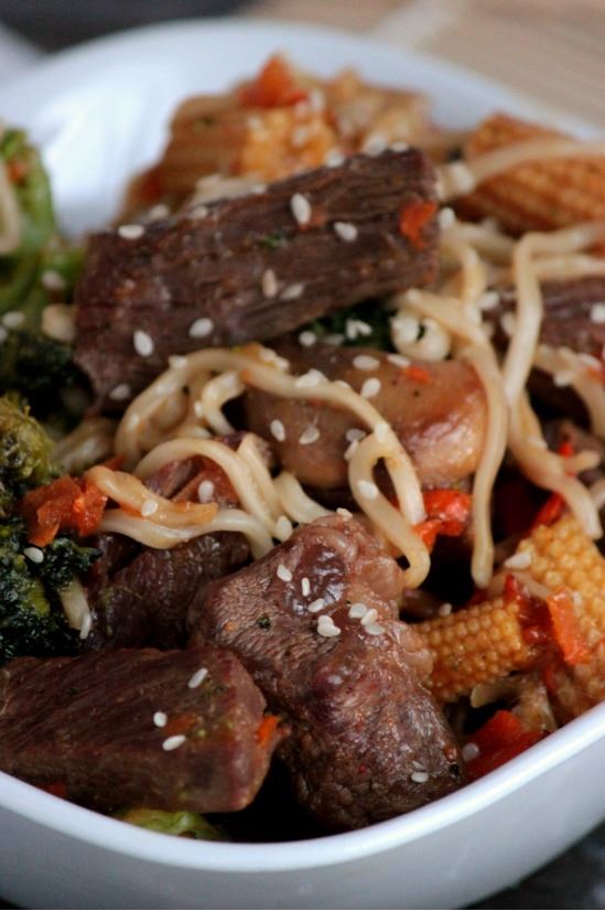 Weekly Meal Plan - lots of great eats for the week ahead via thepajamachef.com and other great bloggers!