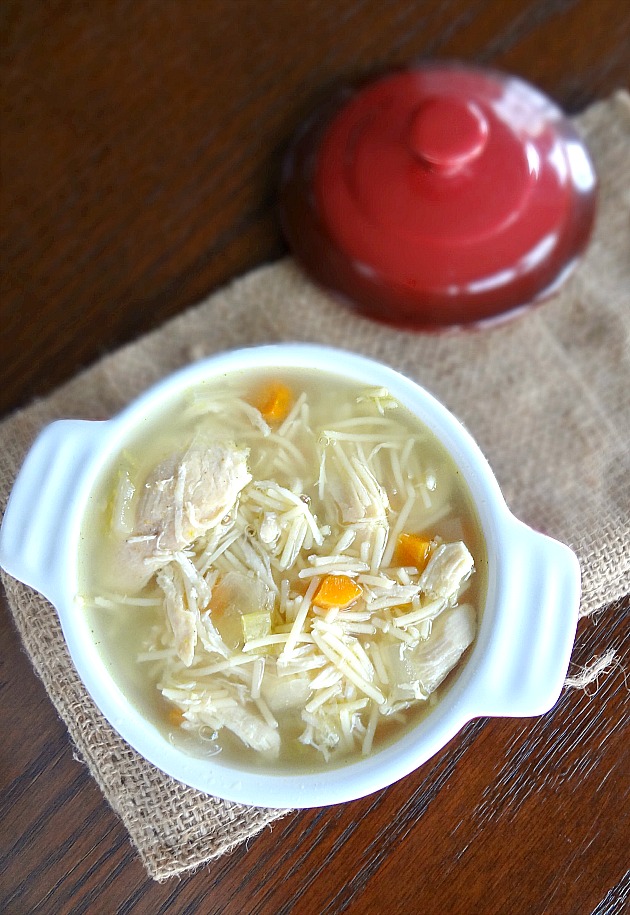 Weekly Meal Plan - lots of great eats for the week ahead via thepajamachef.com and other great bloggers!