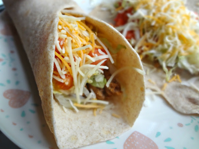 Weekly Meal Plan - lots of great eats for the week ahead via thepajamachef.com and other great bloggers!