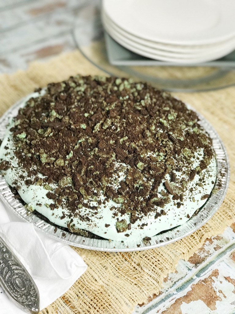 Check out this St. Patrick's Day-themed meal plan and celebrate with us! :)