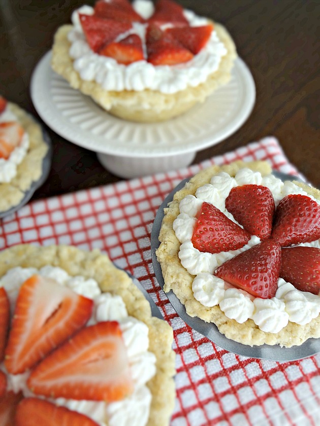 Check out this spring-themed meal plan and celebrate with us! :)