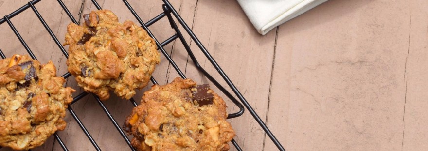 Cookies! But not just any cookies... these Soft Flourless Kitchen Sink Cookies are filled with oats, peanut butter, pretzels, butterscotch, and CHOCOLATE!  Duh. They're absolutely irresistible and a great way to cap off #Choctoberfest!