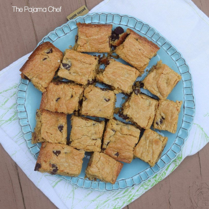 Chewy peanut butter bars with lots of milk chocolate chips. These seriously taste like a peanut butter brownie, and they are so easy! Add them to your holiday baking list, stat.