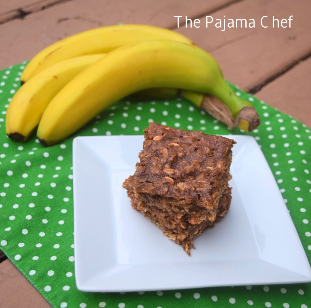 These simple freezer-friendly banana breakfast bars come together in a snap and taste SO good! They're a great breakfast or snack that everyone will love. #FantasticalFoodFight via thepajamachef.com