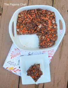 Chocolate. Sprinkles. Pumpkin. Marshmallows. What's not to love?? These yummy cereal treats are made with Sprinkle Pop sprinkles for #Choctoberfest and are oh-so-fun!